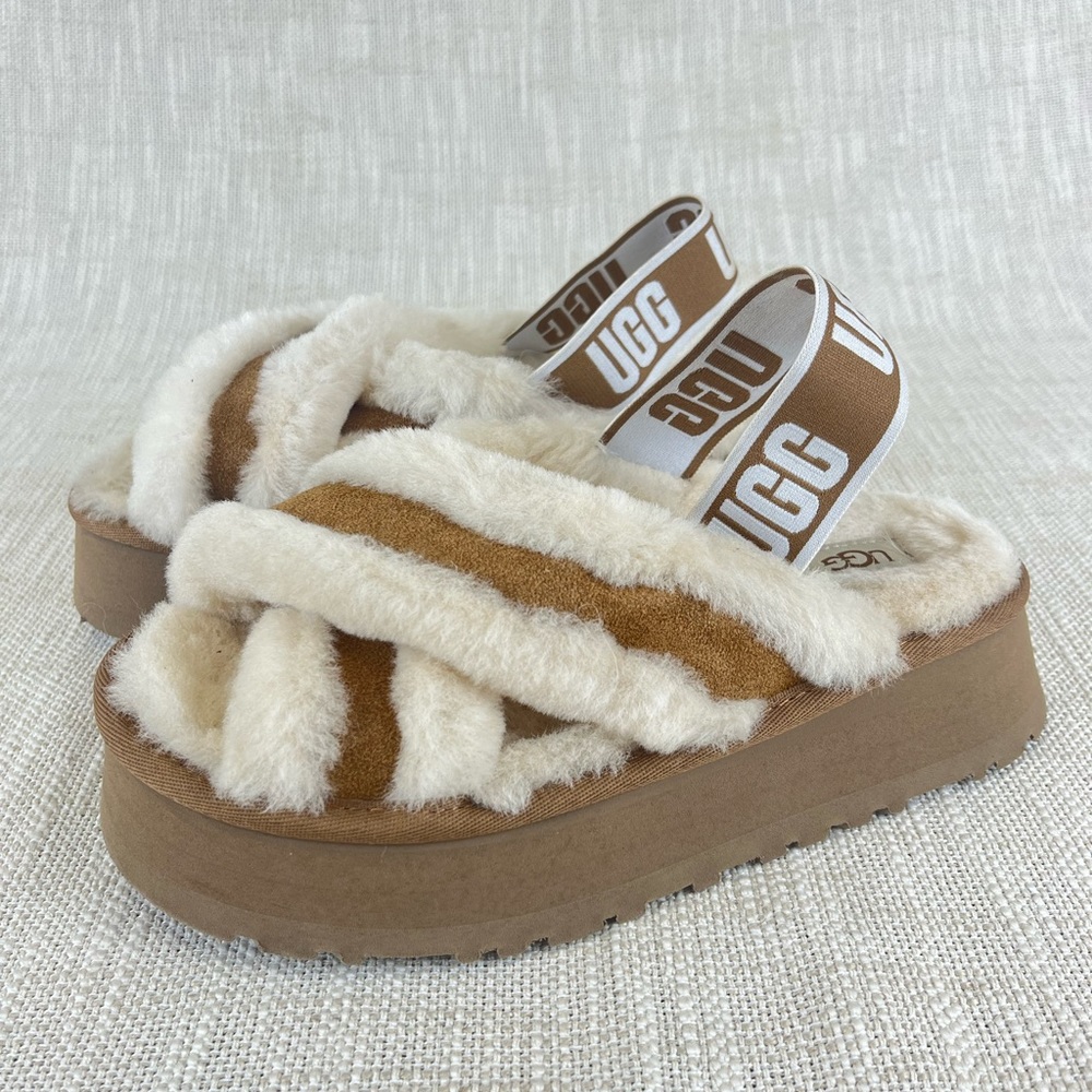 UGG Disco Cross Slide - Women's US Size 6